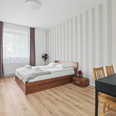 Apartment Kamienna Gora Ltc
