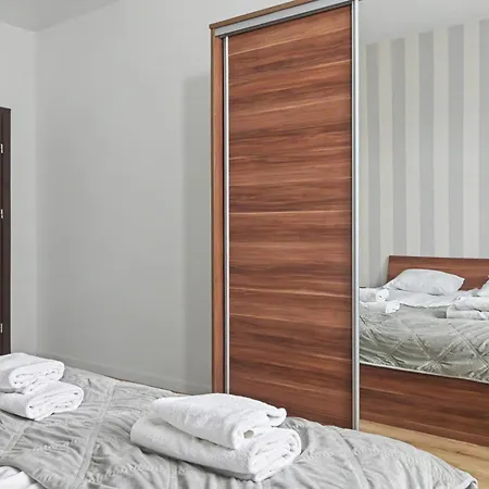 Apartment Kamienna Gora Ltc